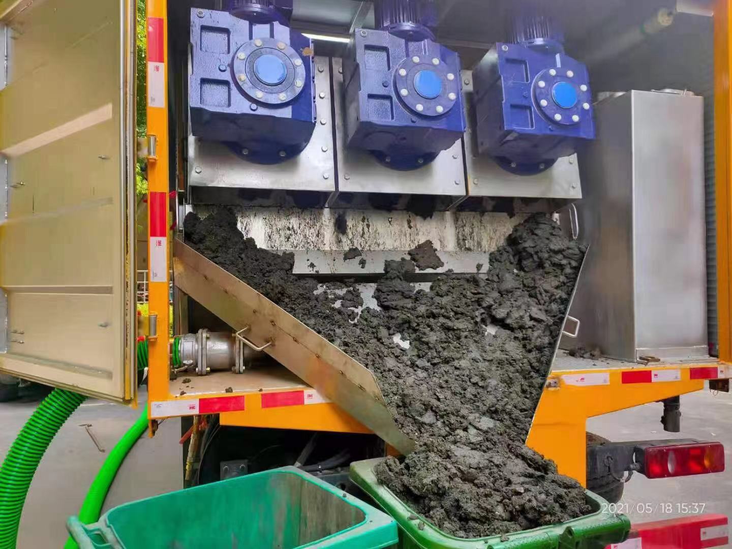 钦南化粪池清掏城市维护站-泥浆净化干湿分离处理